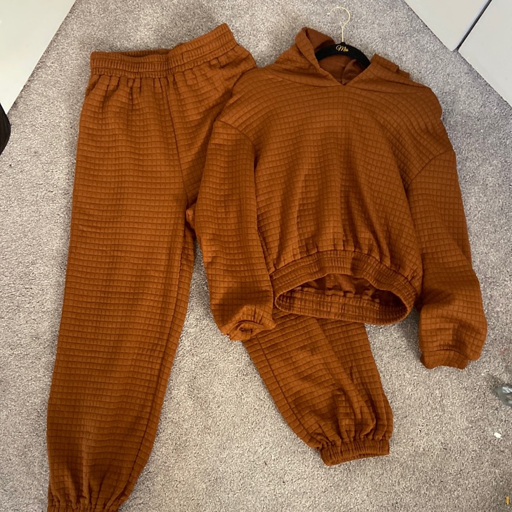 Brown two piece sweatsuit
